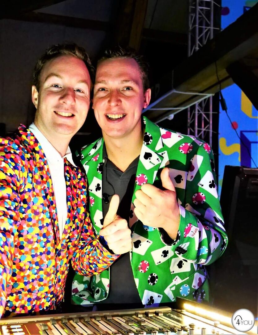 DJ Thomas en DJ Robin