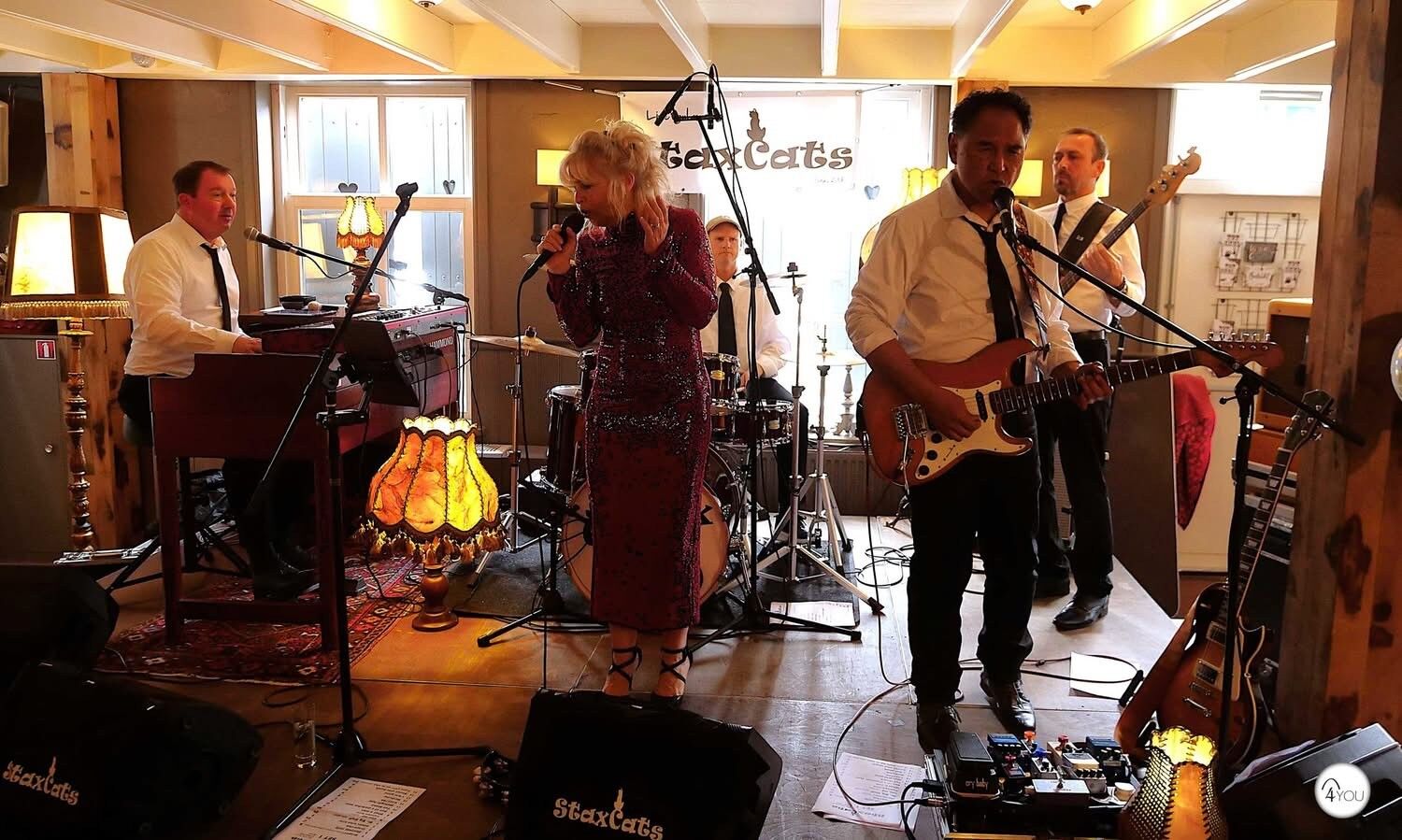 Stax Cats | 18-10-2026